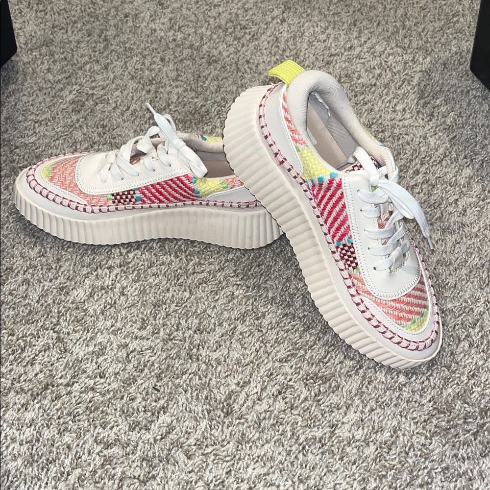 Dolce Vita Denae Stitch Chunky Platform Sneakers Lace Up Tennis Shoes 8 NWOT - Picture 4 of 10